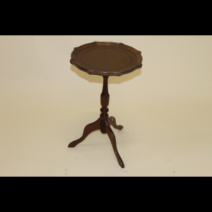 1180253 Wine Table