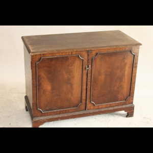 0063036 Sideboard / Side Cabinet