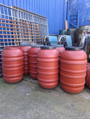0010007 X1 Red Plastic Barrel Drum