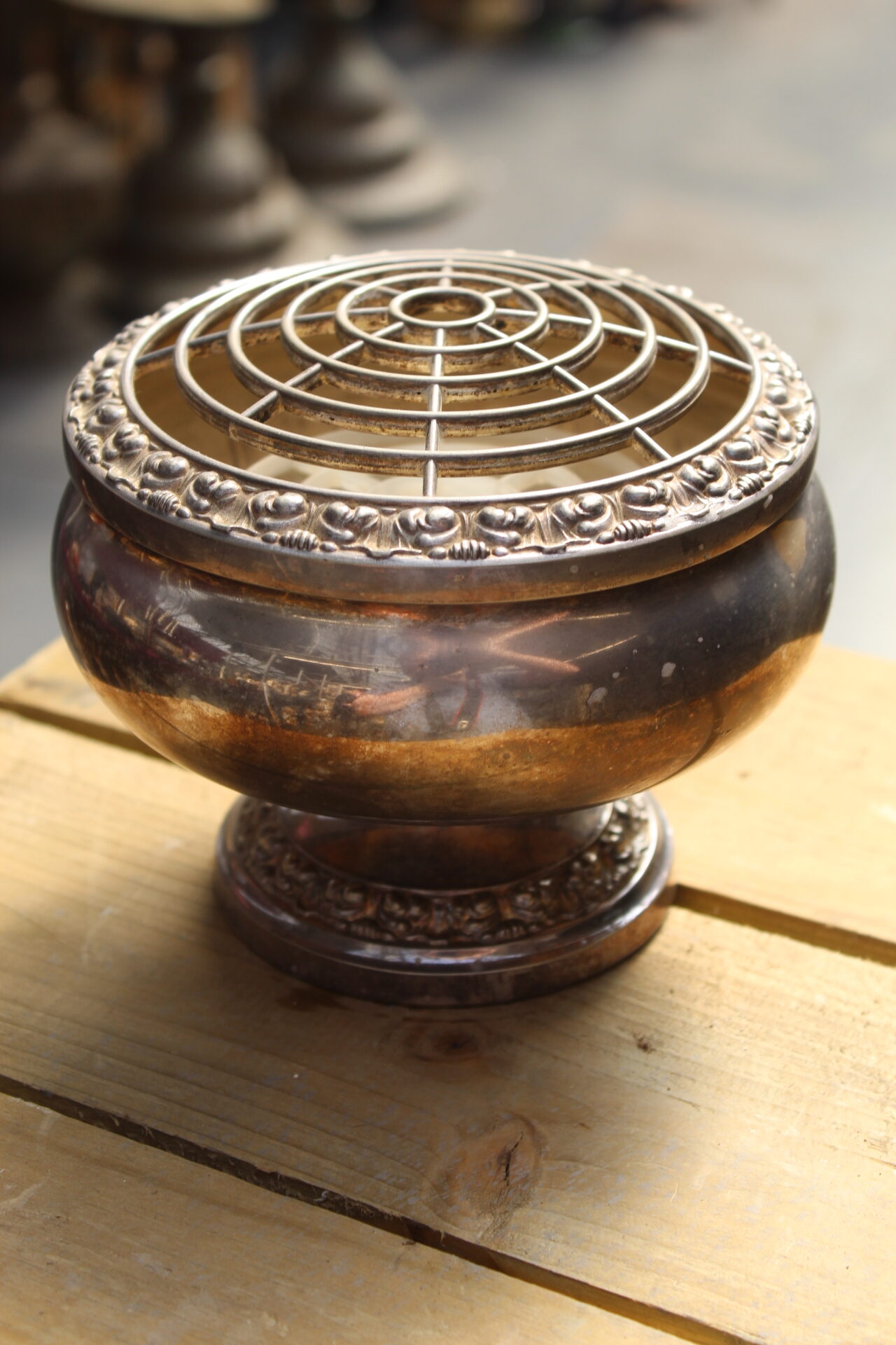 1200001 Silver Potpourri Bowl with Grate