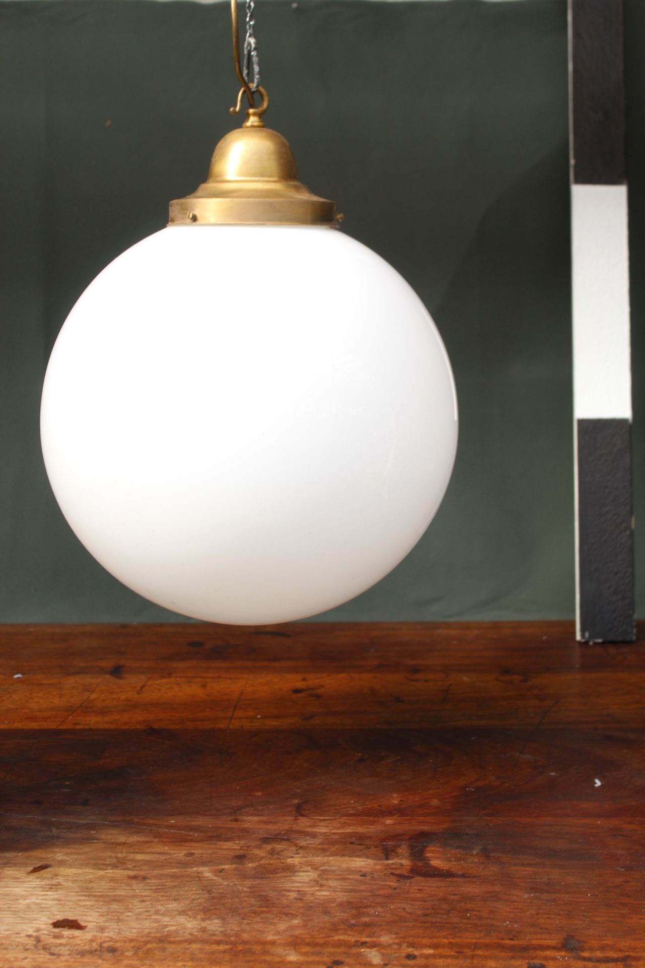 0027013 Large Opaque Glass Orb