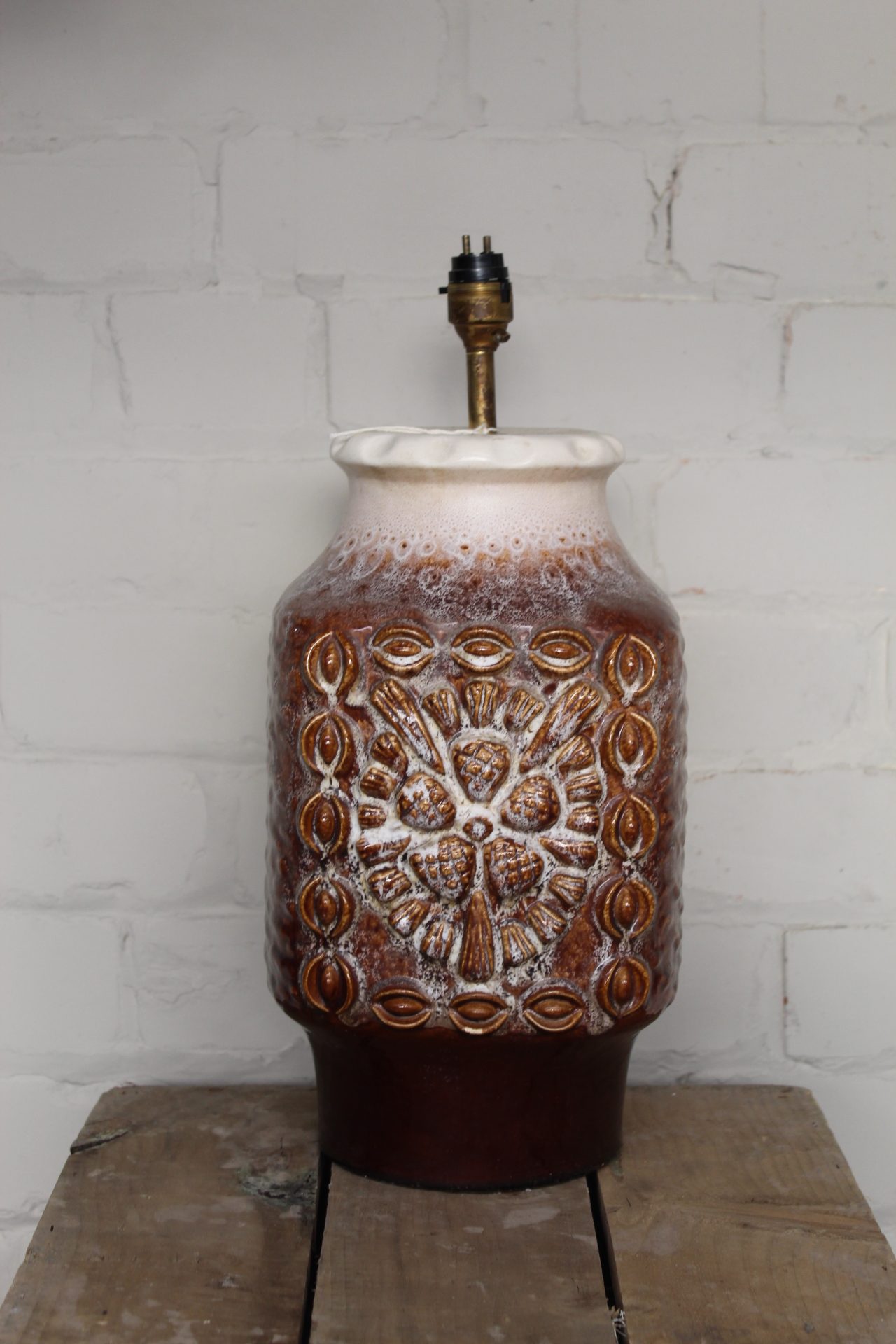 0027114 Brown Fade Ceramic Lamp