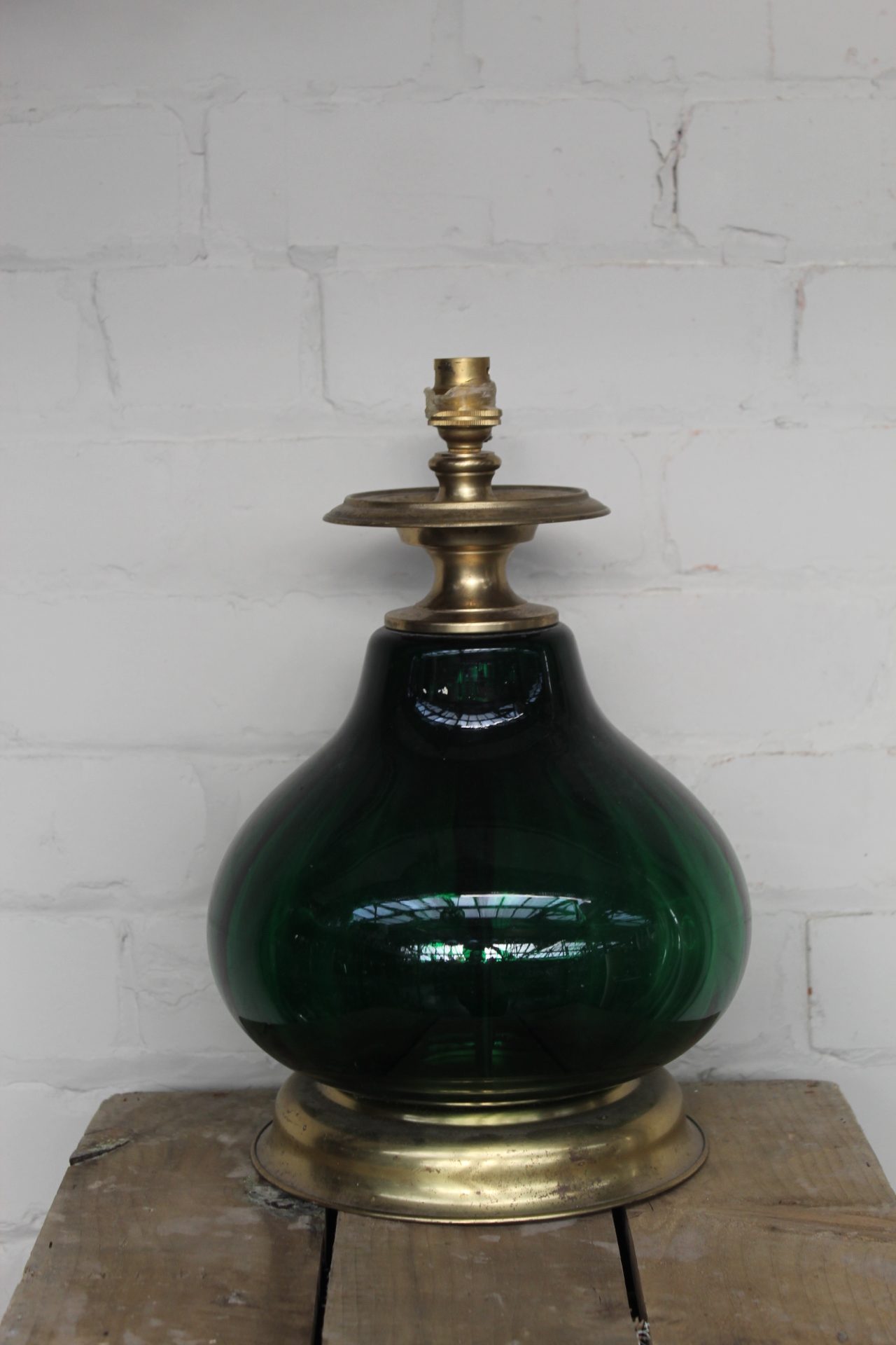 0027116 Deep Green and Brass Lamp