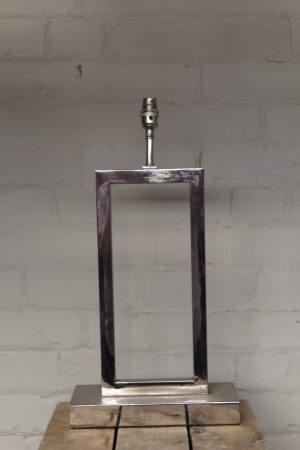 0027157 Modern Square Chrome Lamp