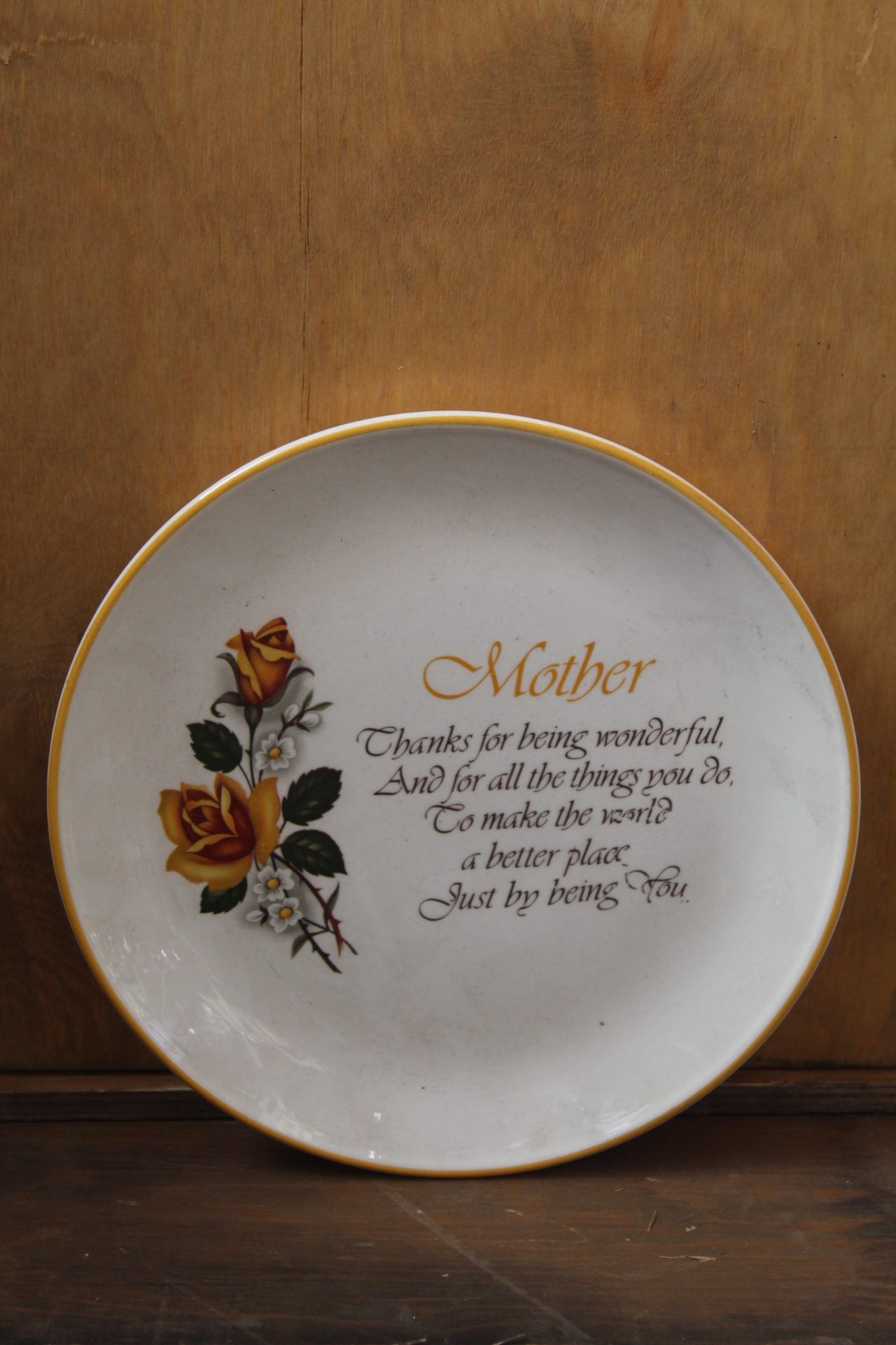 1210024 Gold & White 'Mother' Plate