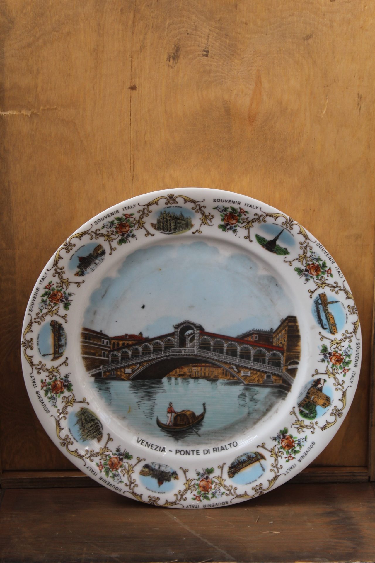 1210028 Venice Souvenir Plate