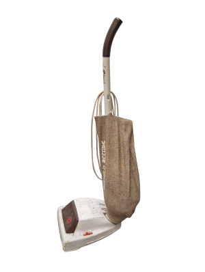 0931087 1960s Vintage Hoover