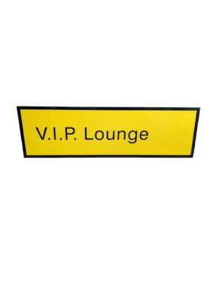 VIP LOUNGE